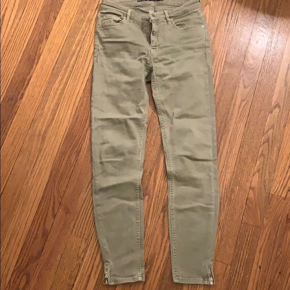 Zara pant size 4